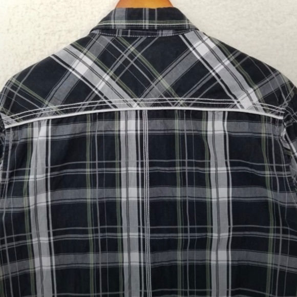 BKE Buckle Plaid Pearl Snap Button UP - Picture 4 of 5
